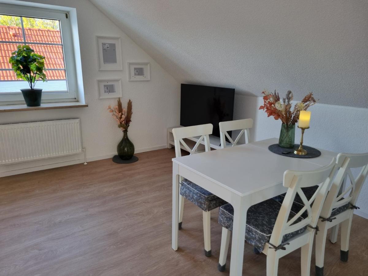 Ferienwohnungen Springer In Schoenefeld Ot Grossziethen Div Apartments Fuer Bis Zu 6 Personen Schönefeld Exterior foto