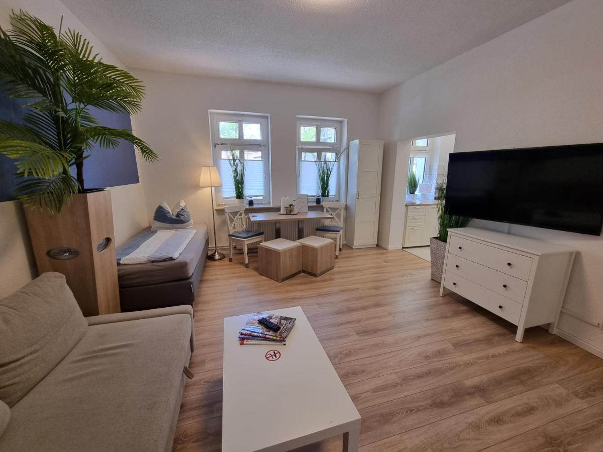 Ferienwohnungen Springer In Schoenefeld Ot Grossziethen Div Apartments Fuer Bis Zu 6 Personen Schönefeld Exterior foto
